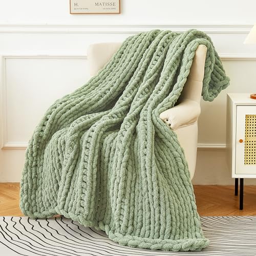 29 Sage Green Bedroom Ideas to Transform Your Space into an Oasis 54 Product Image