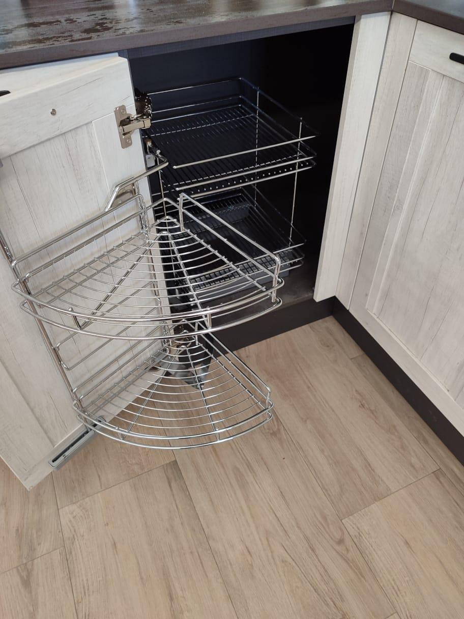 21 Inspirational kitchen cabinet ideas: From modern to classic designs 20 13. Innovative corner drawer cabinets-0